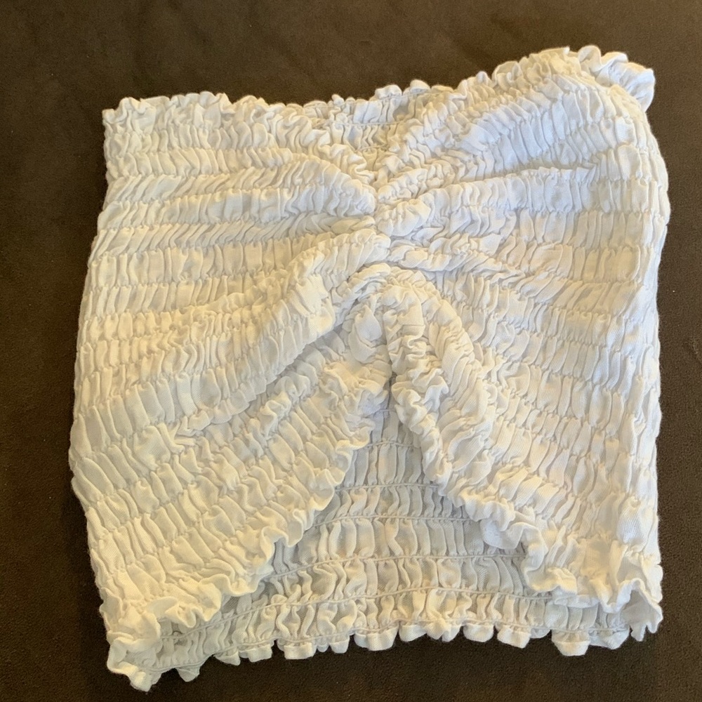 strapless crop top
